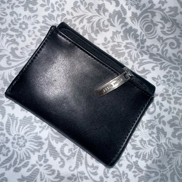 Nine West trifold wallet - Picture 2 of 4